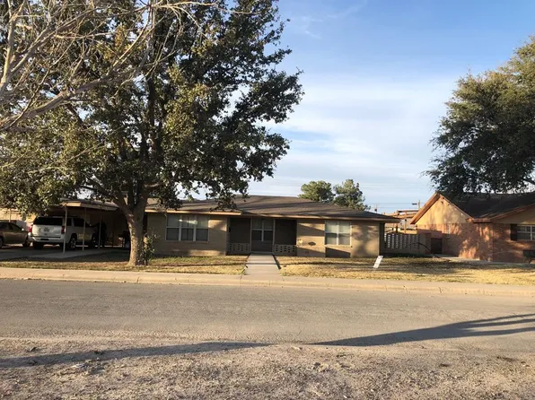 1825 W Jackson St, Pecos, TX 79772