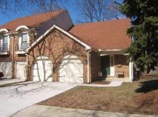 599 Windham Ln, Naperville, IL 60563