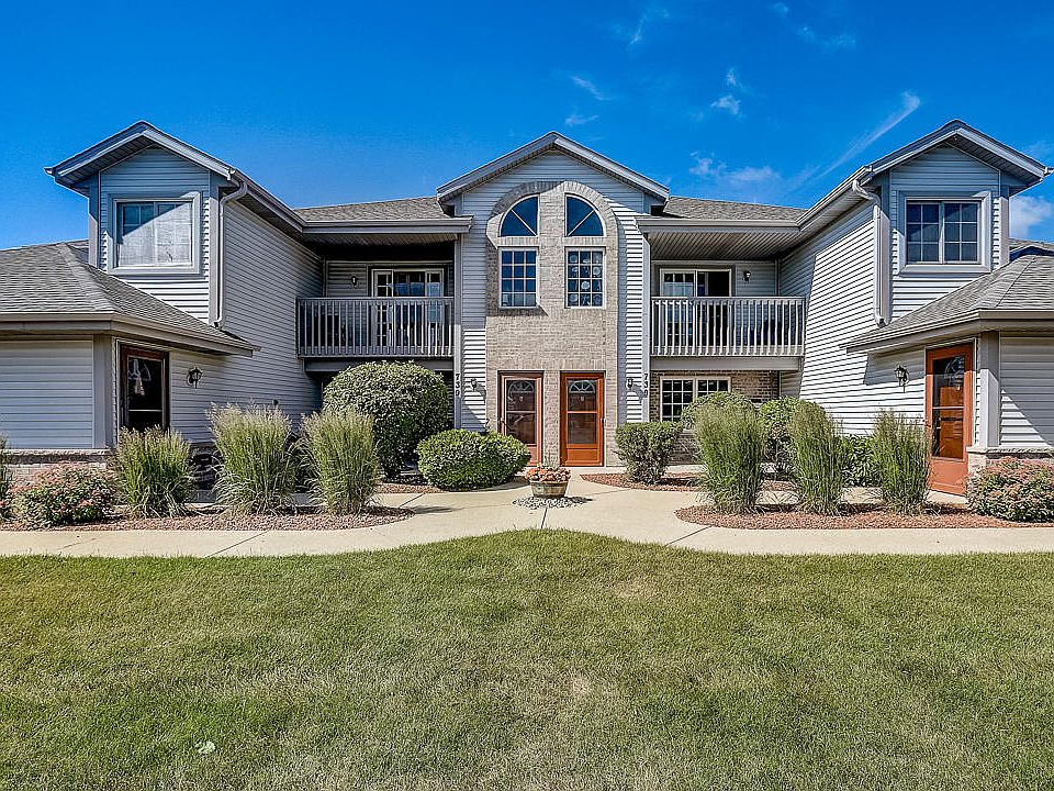 1st image of 739 Quinlan Dr Unit B