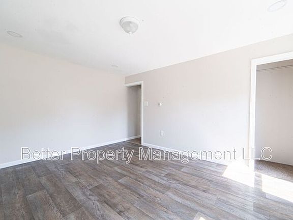 4th image of 414-416 W Park Ave APT 4