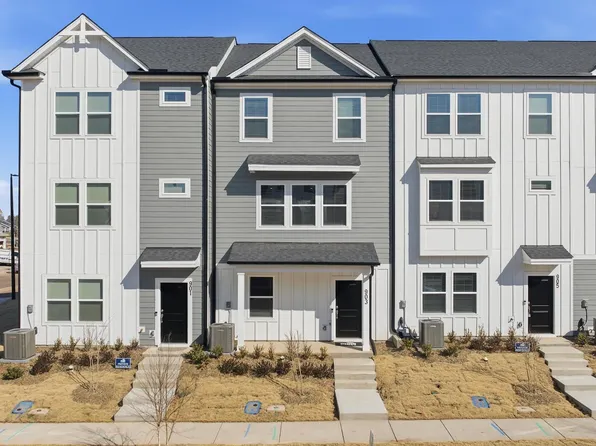 903 Fearless Rd, Durham, NC 27703