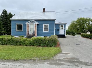 8 Montgomery Ave, Caribou, ME 04736