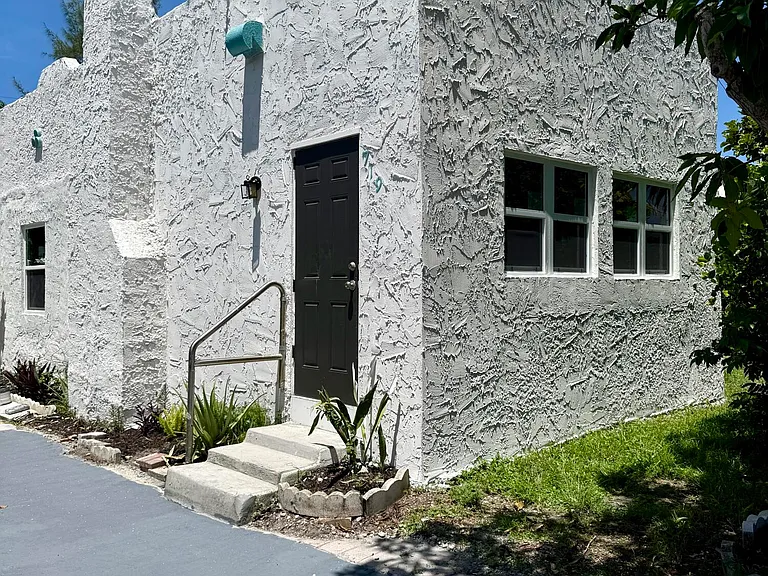 719 Briggs St — Photo 20