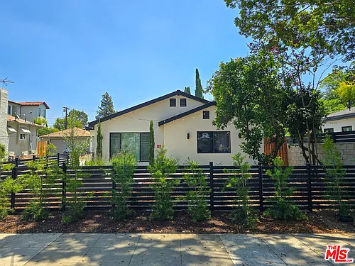94 S Vinedo Ave Photo 1