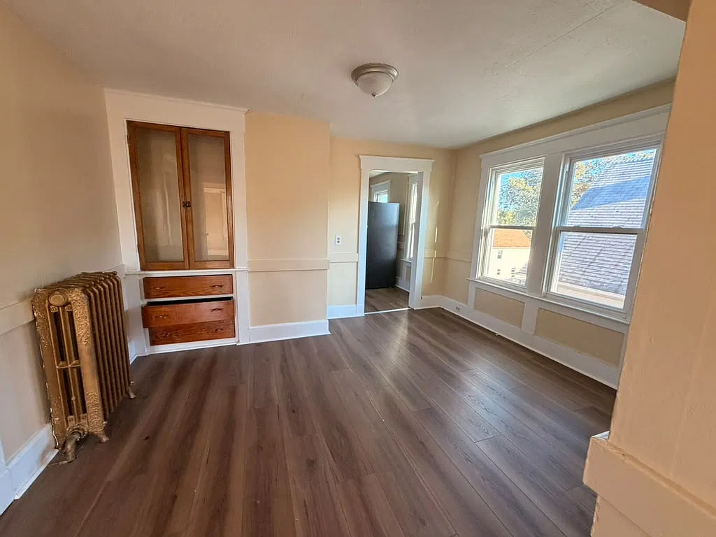 2 bed, $1,625 — Photo 2