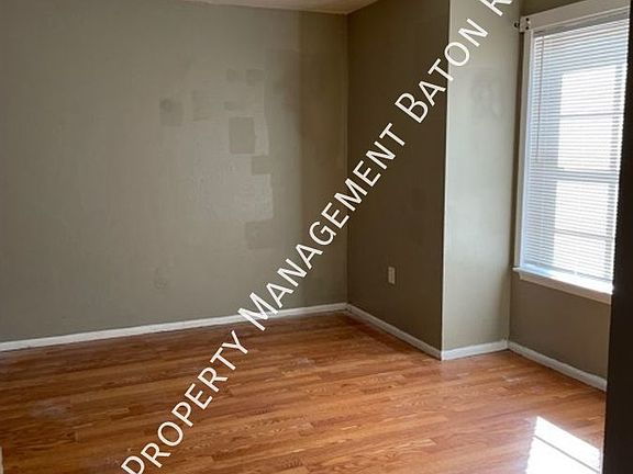 3rd image of 2246 Anne Marie Dr Unit E9