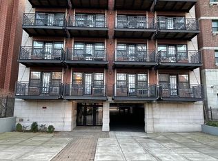 625 W Deming Pl #3F, Chicago, IL 60614