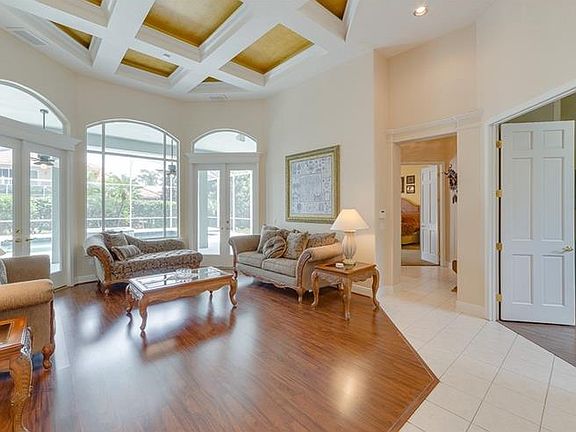 4th image of 9719 Camberley Cir