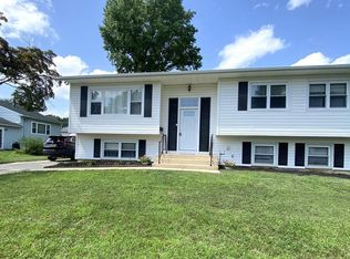 10 Glyn Dr, Newark, DE 19713