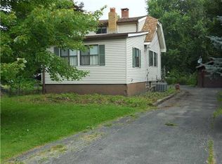 70 Riverside Dr, Rochester, NY 14623