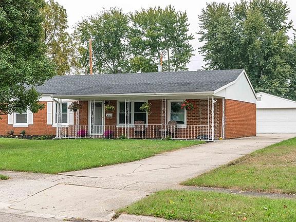 2nd image of 4747 Frost Ave