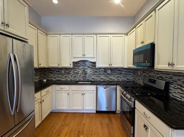 2067 Barnum Ave #A, Stratford, CT 06615