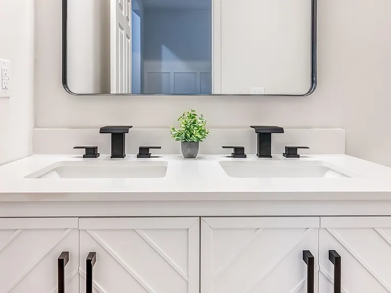 453 Folk Ave — Photo 19