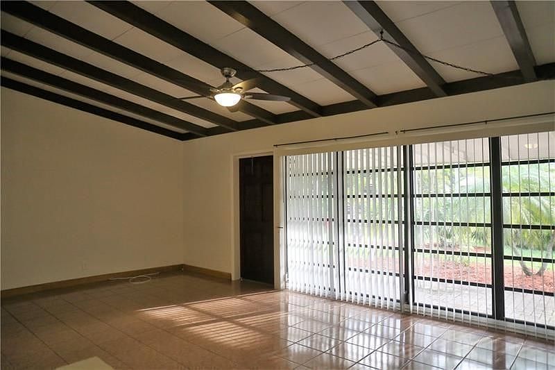 2nd image of 2512 Key Largo Ln