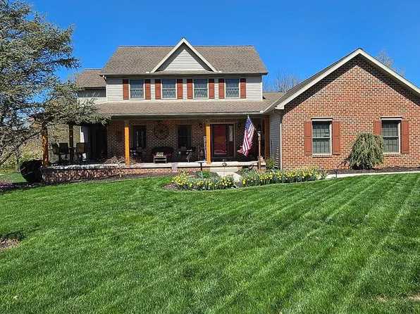 35 Cornell Dr, Hanover, PA 17331