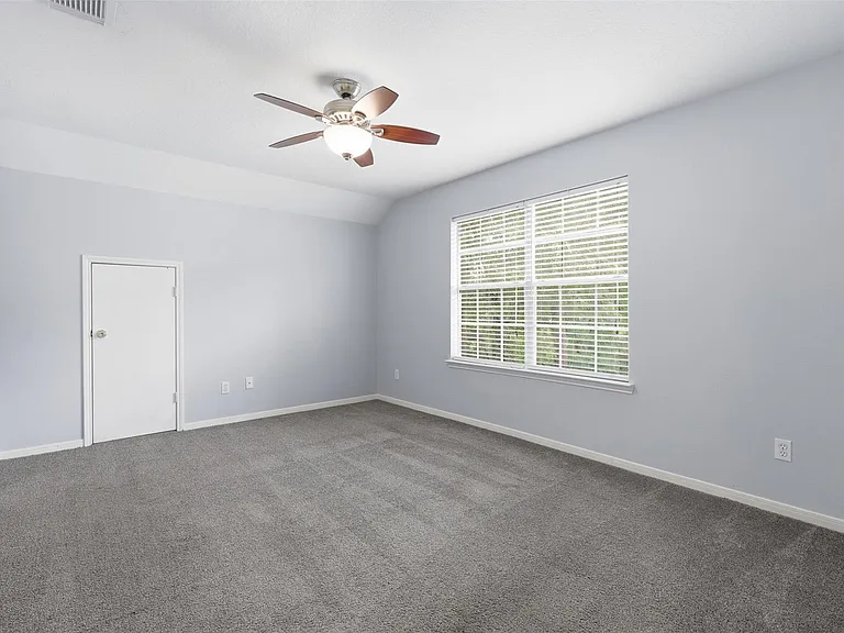 24815 Butterwick Dr — Photo 22