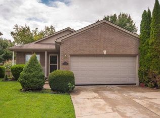 3372 Royal Troon Rd, Lexington, KY 40509