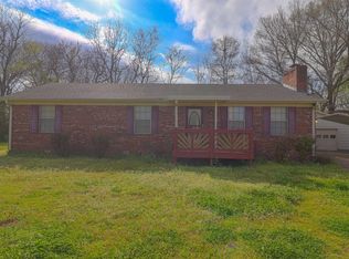 3 Holly Hills Dr, Jackson, TN 38301