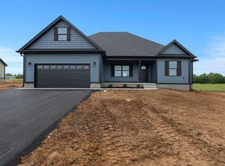 101 Courtlynn Dr, Smiths Grove, KY 42171