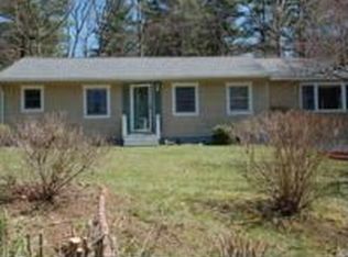55 Ridgeway Rd, Hampden, MA 01036