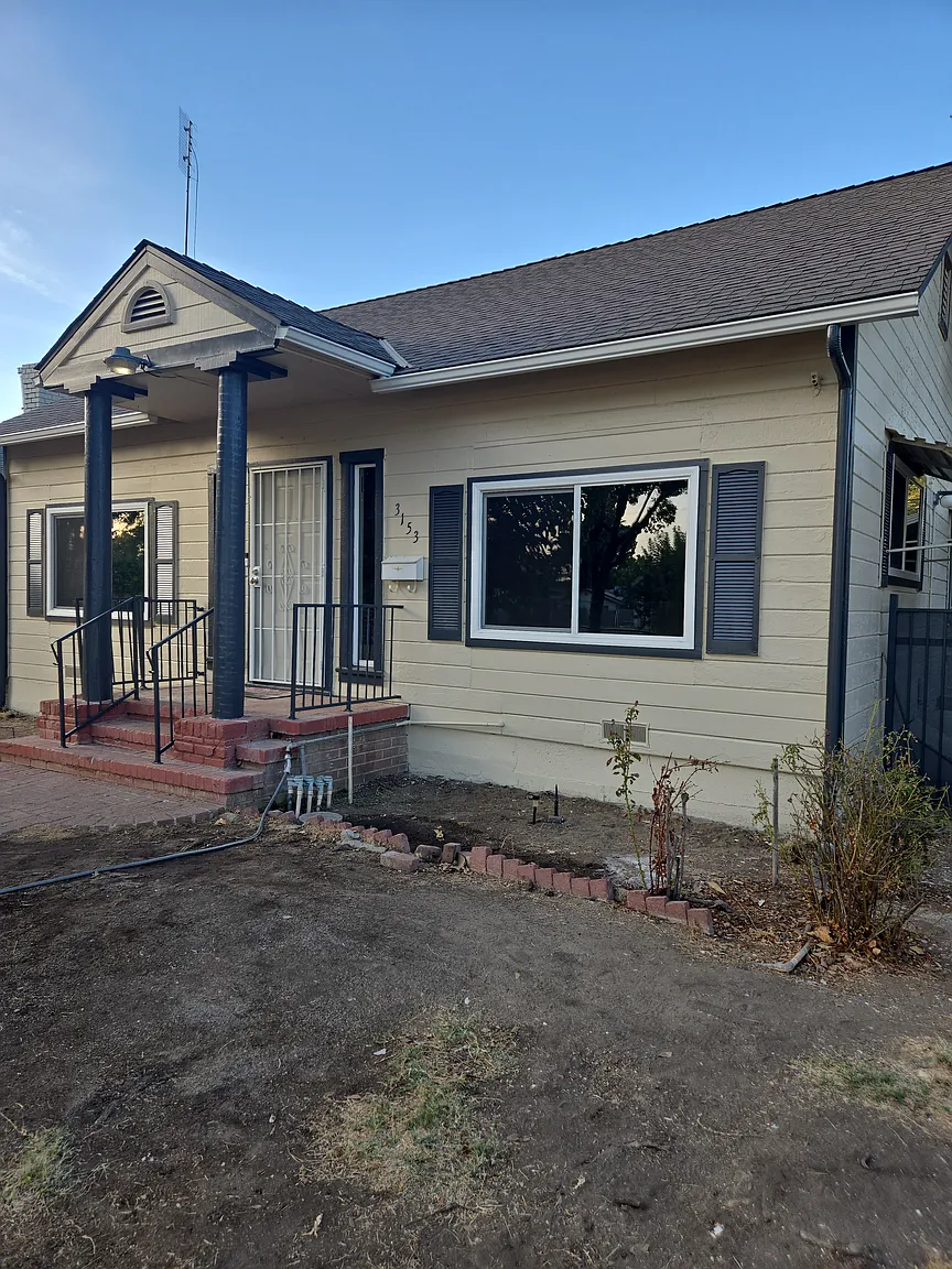 3153 E Grant Ave photo 1