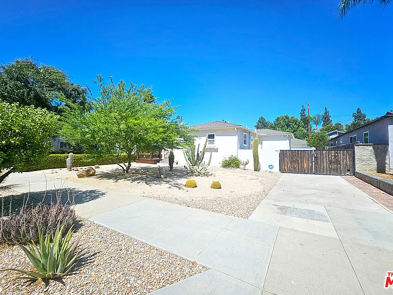436 N Cordova St — Photo 36