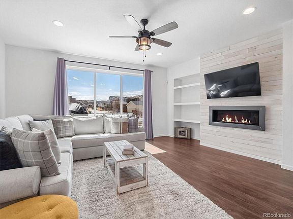 4th image of 2586 Meadows Boulevard #B