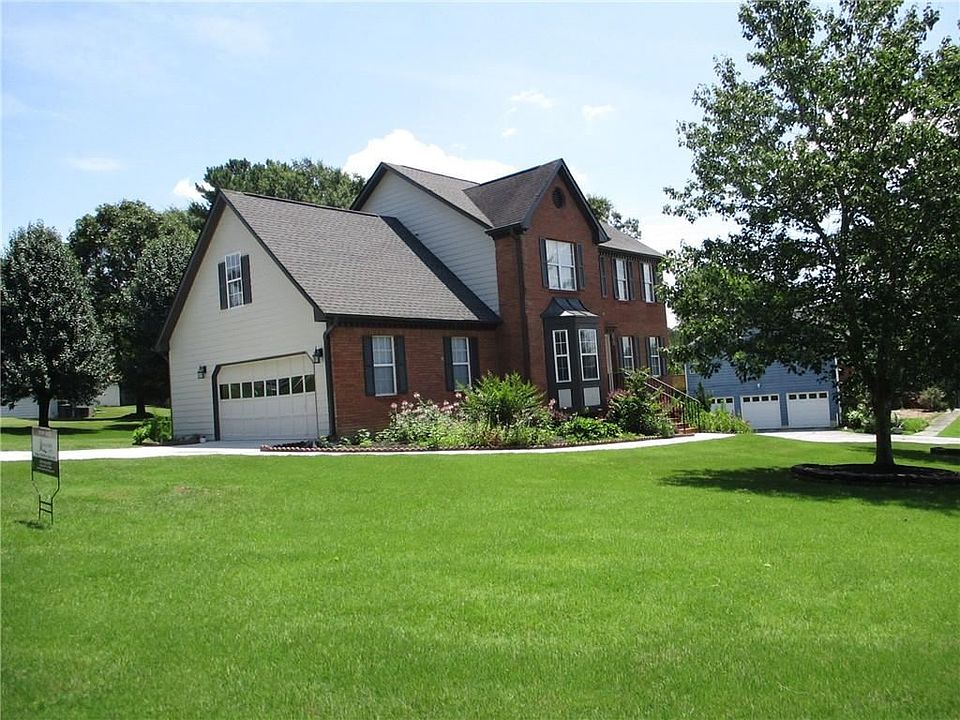 1st image of 1045 Masters Ln