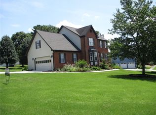1045 Masters Ln, Snellville, GA 30078