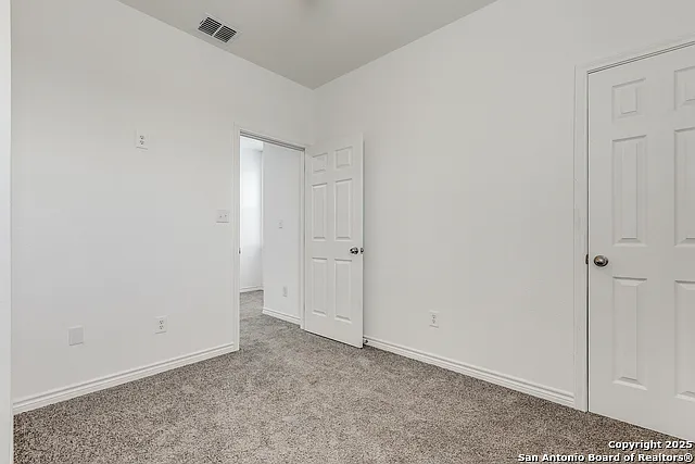 1835 W Poplar #402 — Photo 20