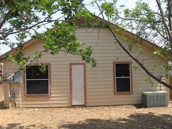 2nd image of 808 Elk Dr