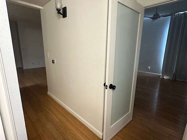 533 S Saint Andrews Pl #312 — Photo 18