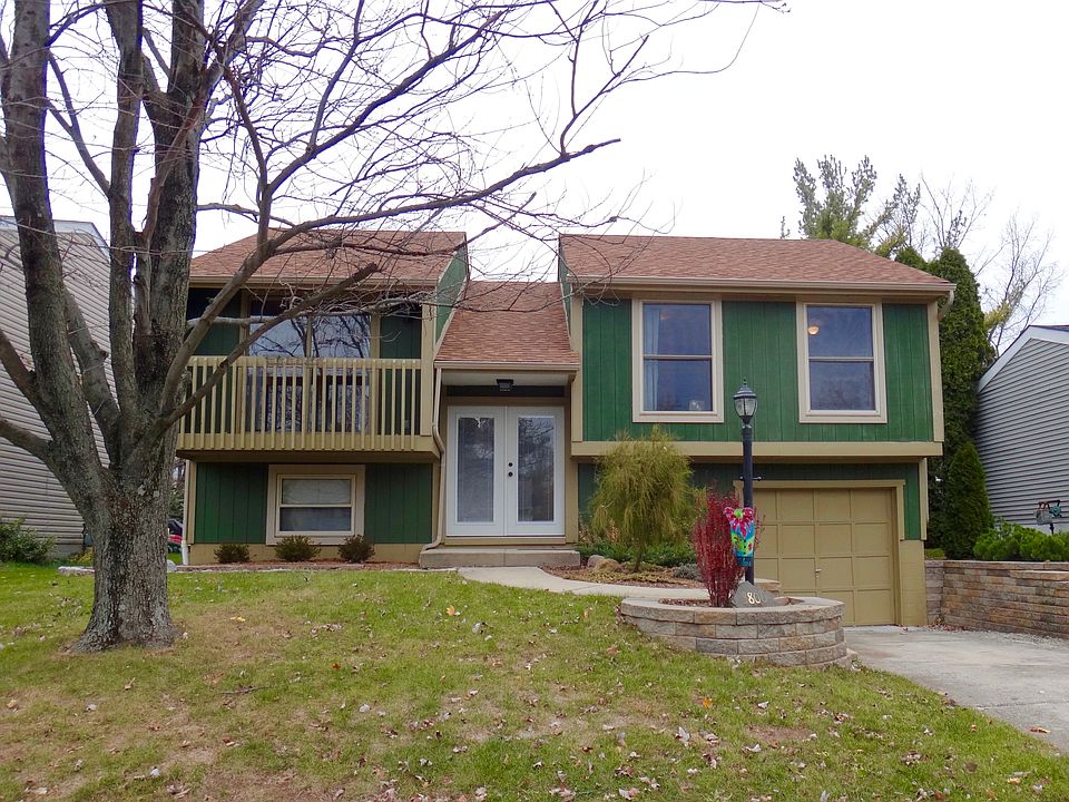 1st image of 3800 Farm Brook Ln