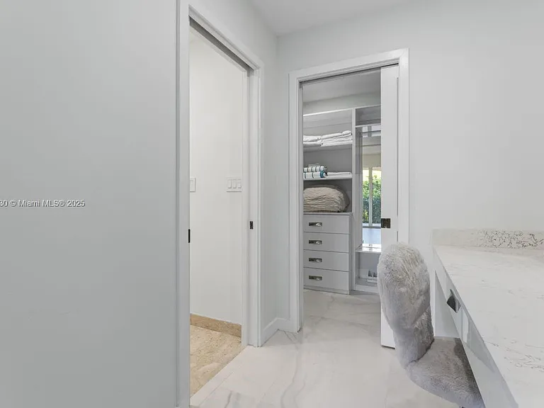 19217 Fisher Island Dr #19217 — Photo 18