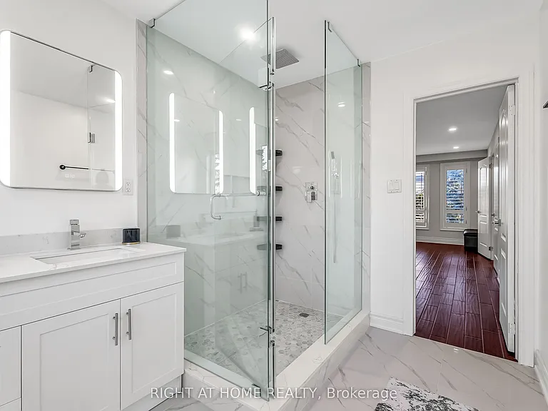 373 Firglen Rdg — Photo 20