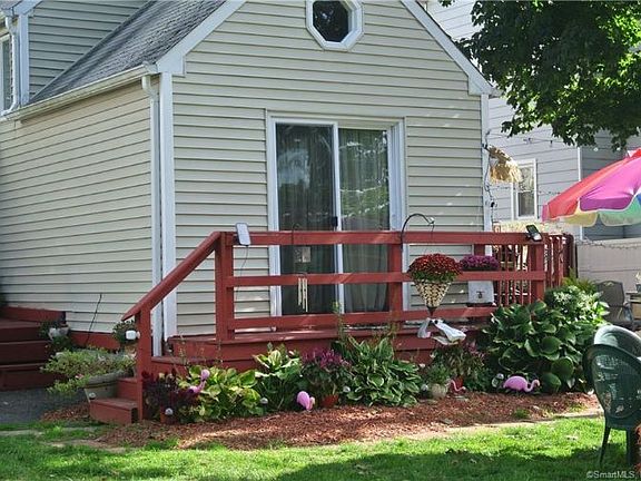 3rd image of 242 1st Ave