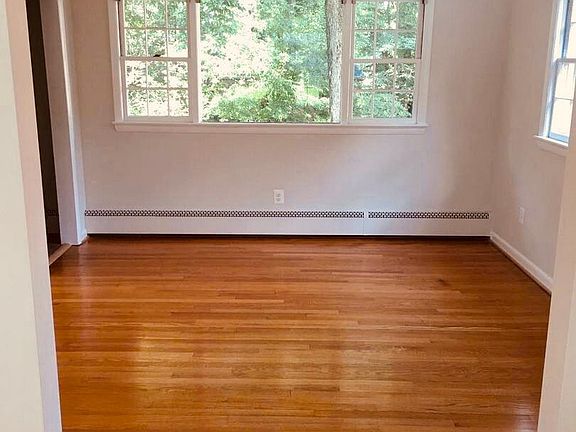 4th image of 4006 N Stafford St