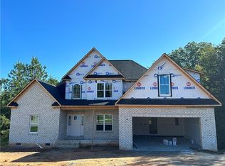 4656 Orchard Grove Dr, Clemmons, NC 27012