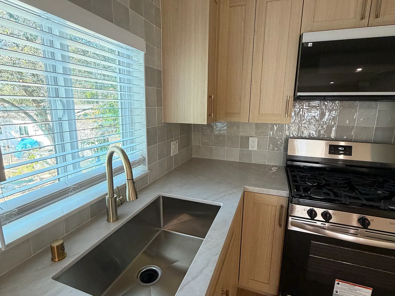 5120 San Francisco St — Photo 3