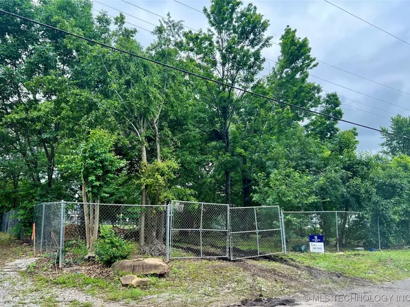 819 S Ash Ave, Broken Arrow, OK 74012