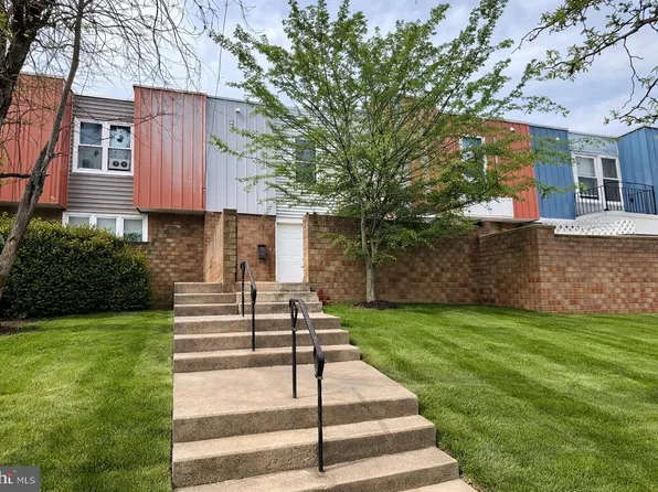 1340 W 7th St, Chester, PA 19013