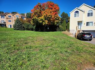 9 Jeffrey Alan Dr #9, Manchester, CT 06042