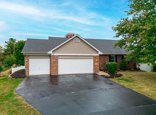 307 Britnie Dr, Poplar Grove, IL 61065