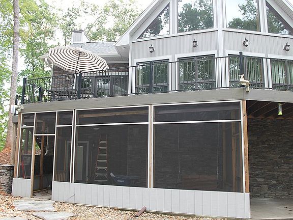 4th image of 332 Two Rivers Dr