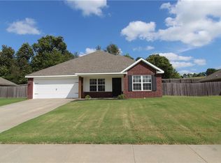 6166 Clay Ave, Springdale, AR 72762