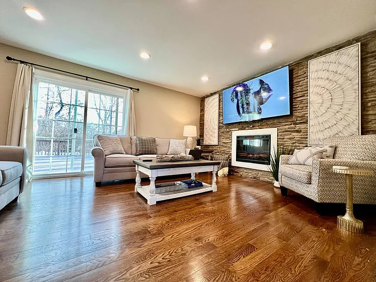 7184 Gregory Creek Ln — Photo 43