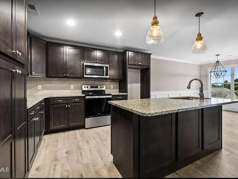 3715 Parker Harrison Way — Photo 18