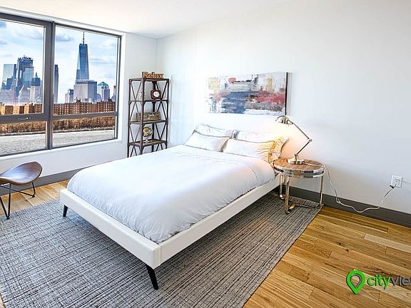 4th image of 26 West St APT 5F
