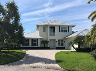 121 Queen Guinevere Ct, Fort Pierce, FL 34949