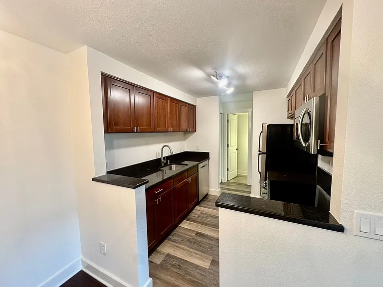 15821 NE Leary Way #C126 — Photo 2